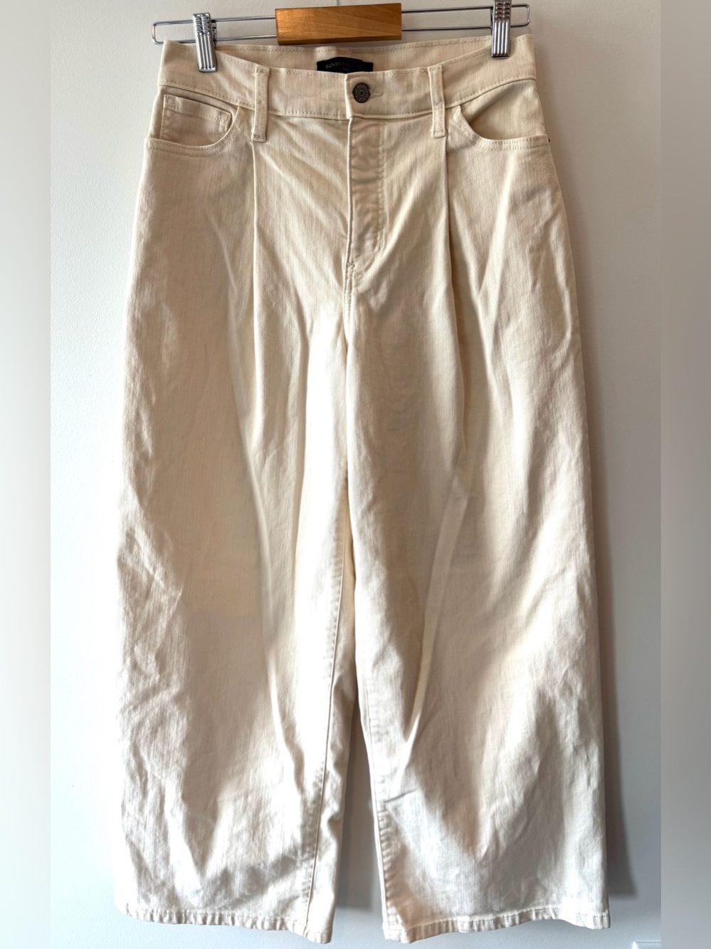 Banana Republic Pleated Wide Leg Crop Jeans Cream Ecru 26/2 Petite